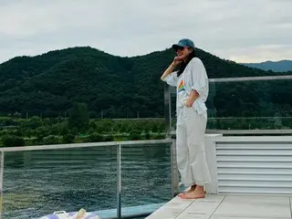 นักแสดงสาว ซอน เยจิน เผยเสน่ห์ความเป็นเทพธิดาแม้ขณะยืนเท้าเปล่า