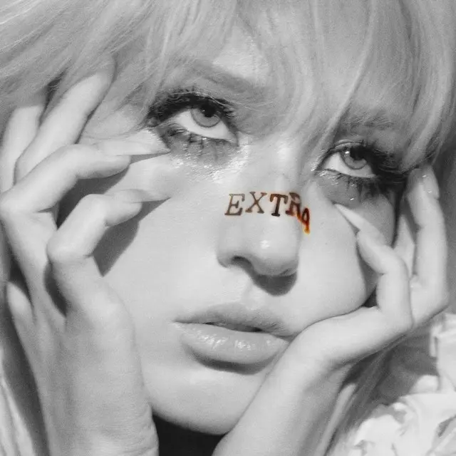 チョン・ソミ、デジタルシングル「EXTRA」のカバーイメージ公開