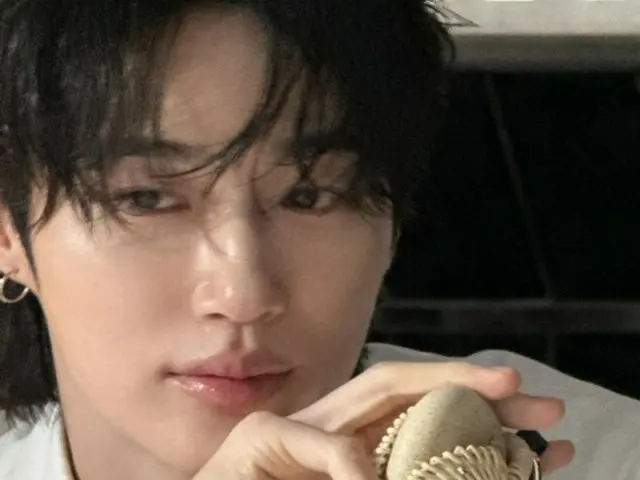 บยอนวูซอก เซ็กซี่ด้วยต่างหูแหวน... ลุคเหมือนพระเอกการ์ตูน