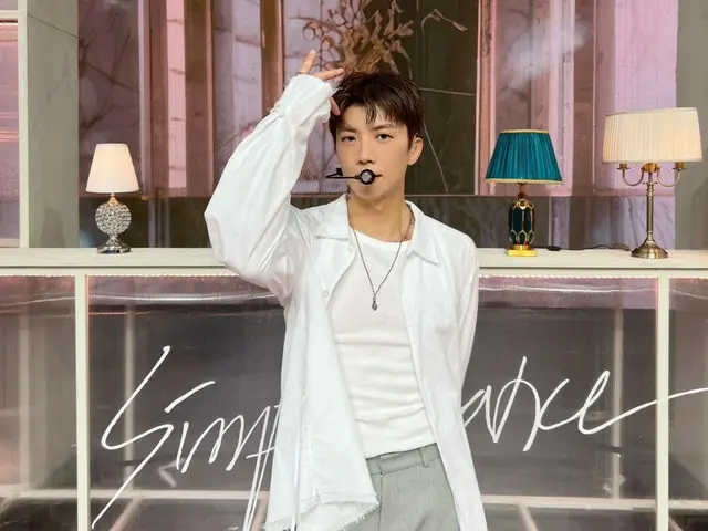 「2PM」ウヨン、7年5か月ぶりにカムバック…新曲「Simple dance」パフォーマンス好評