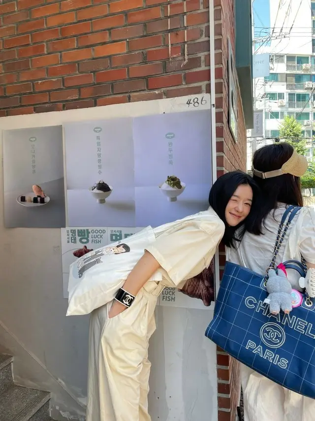 女優ソ・イェジ、「絵よりもっと絵みたいだね」…AIを超える華やかさも「復帰」