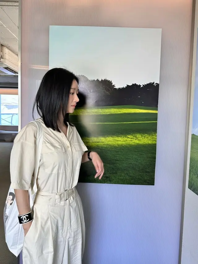 女優ソ・イェジ、「絵よりもっと絵みたいだね」…AIを超える華やかさも「復帰」