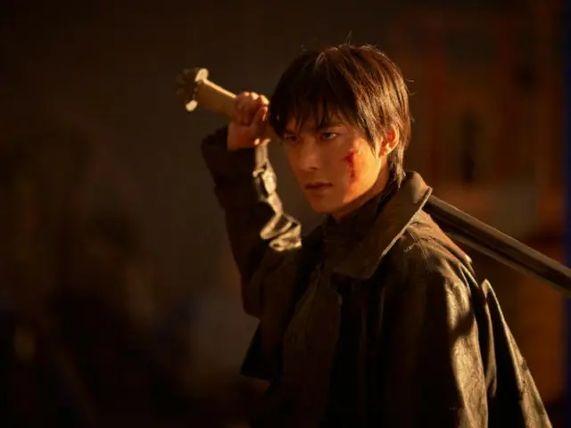 俳優イ・ミンホの映画復帰作、「全知的な読者の視点から」…46万人が見た!