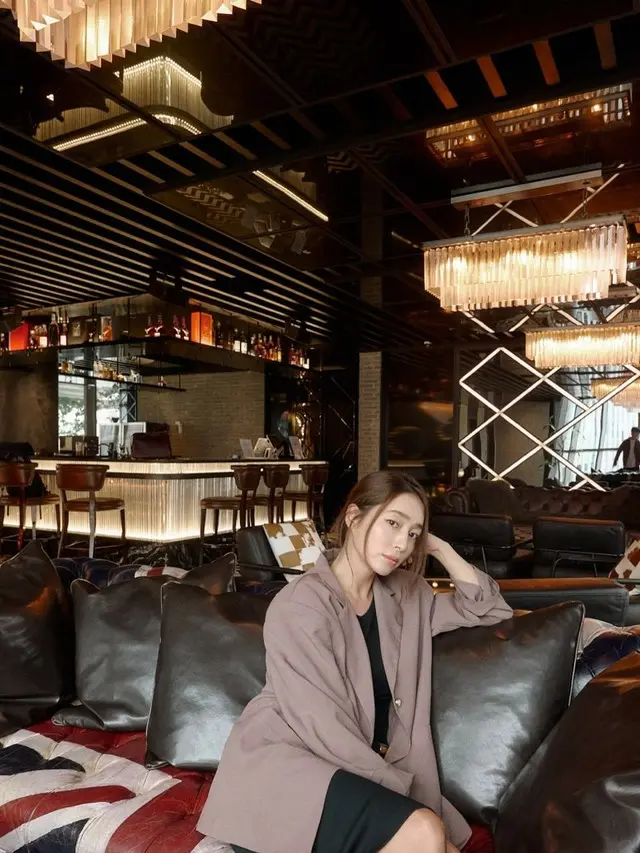 女優イ・ミンジョン、「昔の写真でしょう？」…歴代級の「清純＋童顔美貌」公開