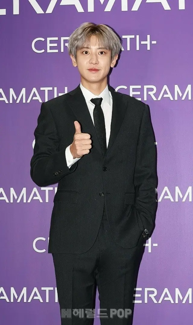 「EXO」CHANYEOL、2ndミニアルバム「Upside Down」のスケジュールポスター公開