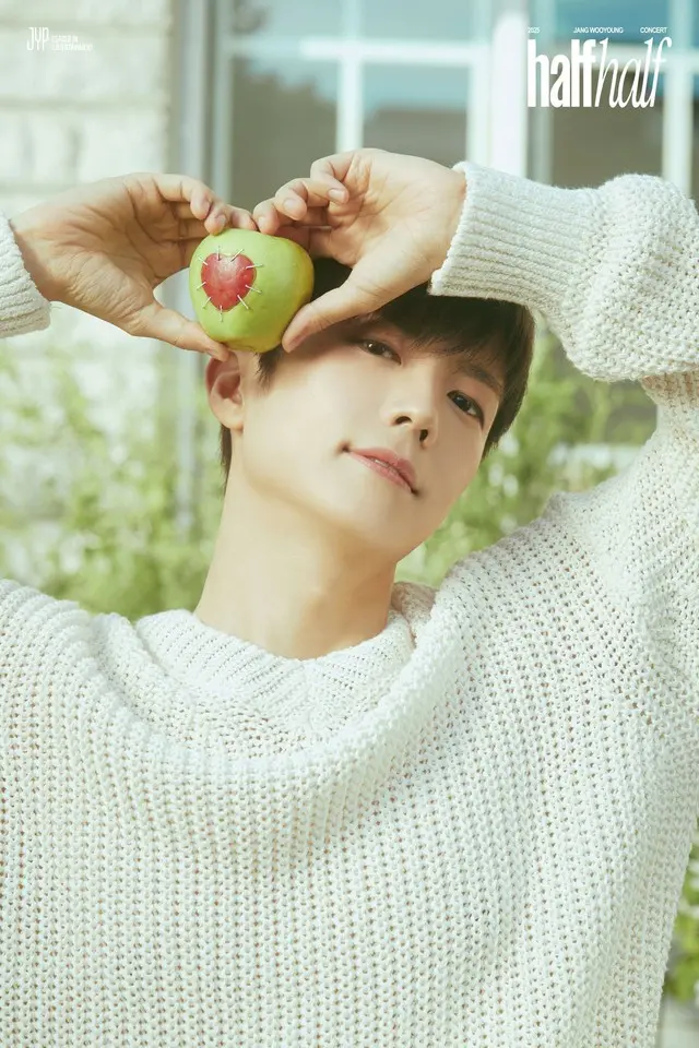 「2PM」ウヨン、清涼美あふれるコンサートポスター…20日にファンクラブ先行予約開始