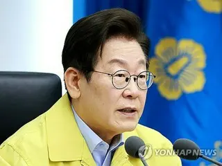 คะแนนนิยมของประธานาธิบดีลีลดลงเหลือ 56% โดยพรรครัฐบาลอยู่ที่ 44% และพรรคฝ่ายค้านหลักอยู่ที่ 25%
