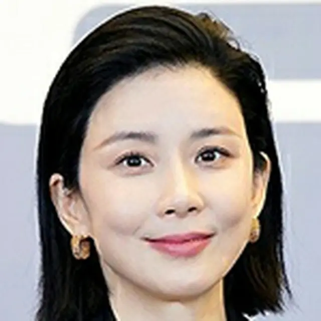 Lee Bo Young（ナ・ムニョン）