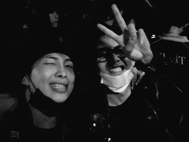 "BTS" RM&V ทูช็อตขี้เล่น