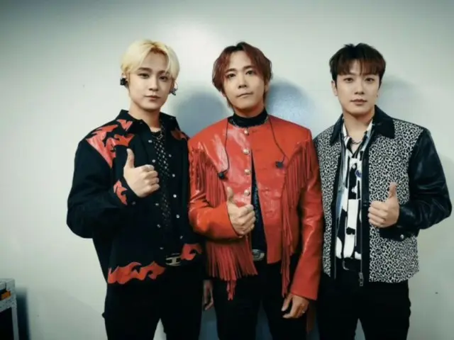 “FTISLAND” ทักทายหลังการแสดงที่โกเบอย่างคึกคัก... “วันนี้สนุกเกินคาด”