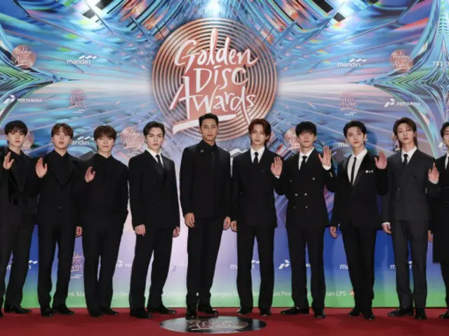 “SEVENTEEN” คว้ารางวัลทั้งแหล่งกำเนิดเสียงและแผ่นดิสก์ในงาน “Colden Disc Awards ครั้งที่ 38”… “เปลี่ยนความรุ่งโรจน์นี้ให้เป็นกะรัต”