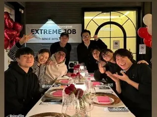 จากนักแสดงริวซึงรยอง กงมยอง ลีโฮเนย์ พวกเขายังคงพบกันห้าปีหลังจากภาพยนตร์เรื่อง "Extreme Job" ออกฉาย