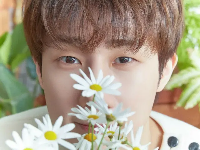 “INFINITE” ปล่อยภาพคอนเซ็ปต์ “ซองกยู” ของอัลบั้มใหม่ “flower”… “Tokimeki Explosion”