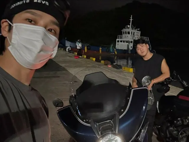 นักแสดงอันโบฮยอนระเบิดความเท่...เขาขี่จักรยานไปเกาะเชจูซึ่งอยู่ในรายการสิ่งที่อยากทำ