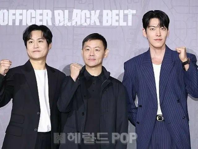 [ภาพ] นักแสดง Kim WooBin และ Kim Seong Kyu (INFINITE) ตัวเอกคนเก่งของซีรีส์ Netflix "Martial Arts Practice Center"...ท่าต่อสู้สุดแกร่ง!