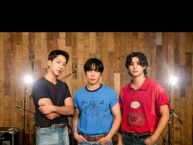 "CNBLUE" ระเบิดความสดชื่น...ปล่อยภาพเพลงไตเติ้ลมินิอัลบั้มที่ 10 "X"