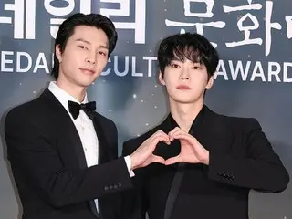 [ภาพ] "NCT" DOYOUNG & Johnny นักแสดงซงซึงฮอนโอจีโฮเข้าร่วมงานพรมแดง "11th E-Daily Cultural Awards"