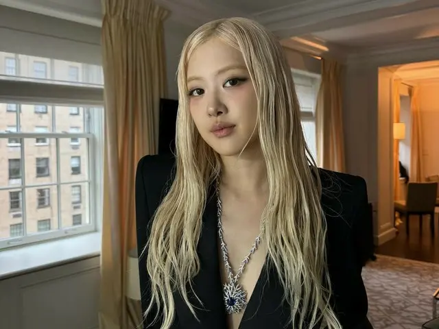 ภาพน่ารักๆ ของโรเซ่และเจนนี่ BLACKPINK นั่งตักกัน... เผยเบื้องหลังงาน Met Gala