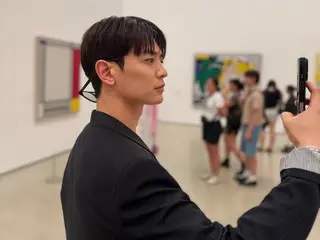 มินโฮ SHINee เข้าสู่โลกศิลปะในลอสแองเจลีส... “ช่วงเวลาอันเงียบสงบที่เคลื่อนไหว”