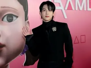 ยิม ซิวาน เผยเสน่ห์ในชุดดำล้วน