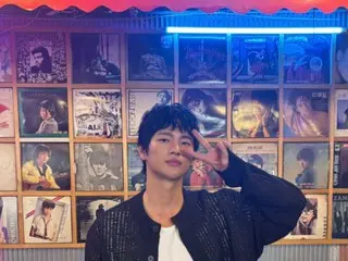 ซออินกุกสารภาพว่า "ฉันสารภาพรักกับผู้หญิงที่อายุมากกว่าผ่านเพลงบนชิงช้าสวรรค์ แต่สุดท้ายเธอก็ปฏิเสธฉัน"