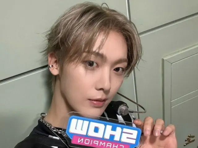 ยุน ซานฮา แห่ง ASTRO พิสูจน์ศักยภาพ 'การแสดงเดี่ยวรอบด้าน' ด้วยกิจกรรมเดี่ยว 'CHAMELEON' ที่ประสบความสำเร็จ...พบปะแฟนๆ ทั่วโลก