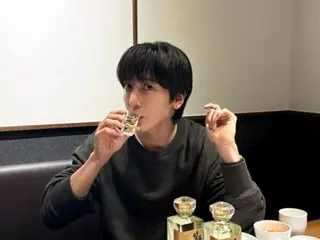 จองยงฮวา CNBLUE โชว์เสน่ห์น่ารักขณะดื่มโซจู