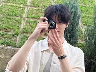 นักแสดงบยอนอูซอก นายแบบแม้ในลุคสบายๆ... ภาพลักษณ์ที่เปล่งประกายแม้ในชีวิตประจำวัน