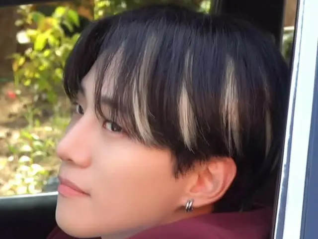 จุนโฮ 2PM เผยภาพเบื้องหลังการแปลงร่างเป็นคังแทพุง แห่งบริษัท "แทพุง เทรดดิ้ง" "ผมแทบรอไม่ไหวที่จะได้พบกับซีอีโอแทพุง" (มีวิดีโอ)