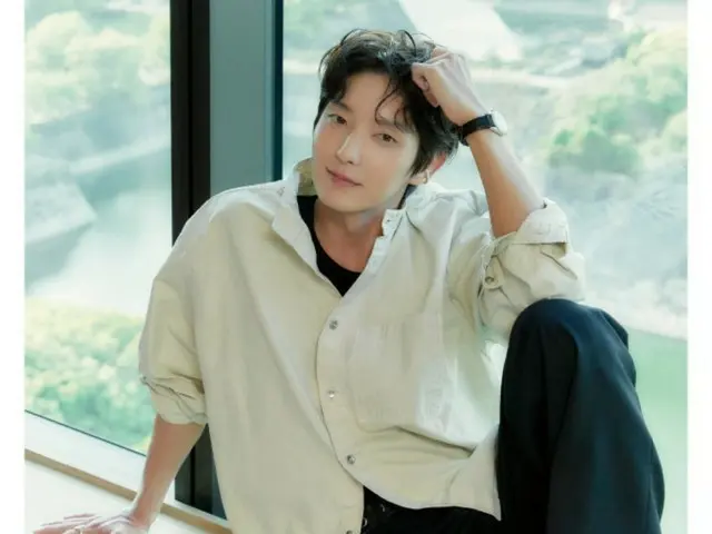 นักแสดงอีจุนกิ เผยแพร่ภาพถ่ายและบทสัมภาษณ์ที่ถ่ายในโอซาก้า... "กำลังพิจารณาโปรเจ็กต์ต่อไป เตรียมพร้อมสำหรับบทใหม่"