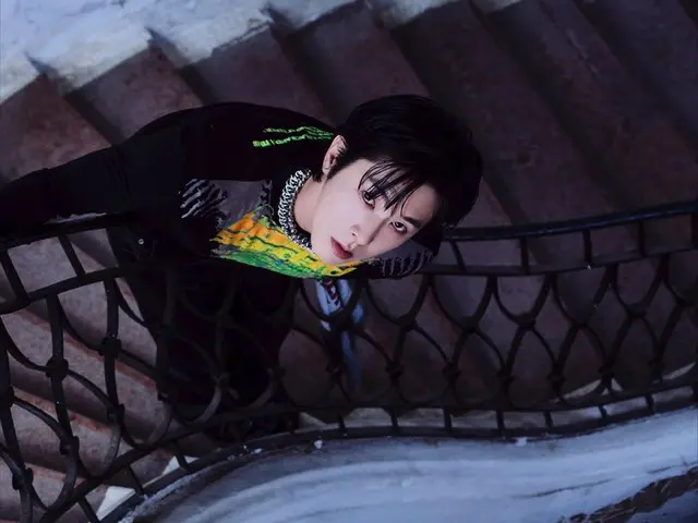 ยุนโฮ (U-KNOW) แห่ง TVXQ จัดงานต่างๆ มากมาย รวมถึงเซสชั่นฟังเพลงและนิทรรศการสำหรับอัลบั้มใหม่ของเขา "I-KNOW"... กระแสการกลับมากำลังก่อตัว