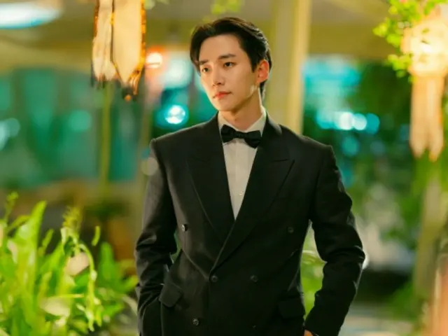 จุนโฮ 2PM โชว์คุณค่าที่แท้จริงของเขาในฐานะ "ปรมาจารย์ความรัก" ใน "Taepyeong Trading Co."