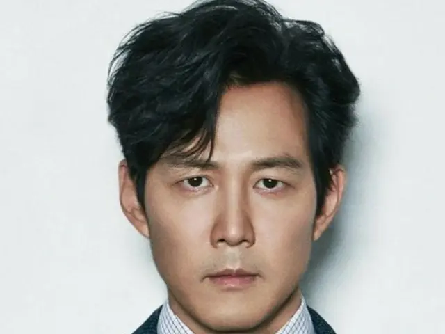 นักแสดงอีจองแจบริจาคเงิน 11 ล้านวอนเพื่อจัดหาผลิตภัณฑ์สุขอนามัยให้กับหญิงสาวที่ด้อยโอกาส