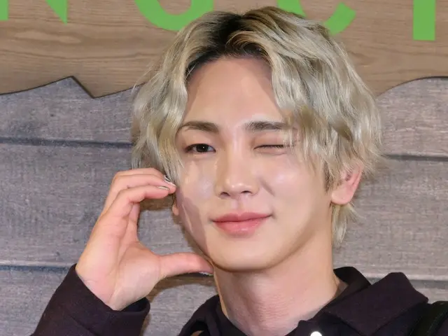 [ภาพ] SHINee KEY, Red Velvet IRENE, คิมเซจอง และคนอื่นๆ ร่วมฉลองเปิดร้านป๊อปอัพ "LONGCHAMP"
 เข้าร่วมการโทร