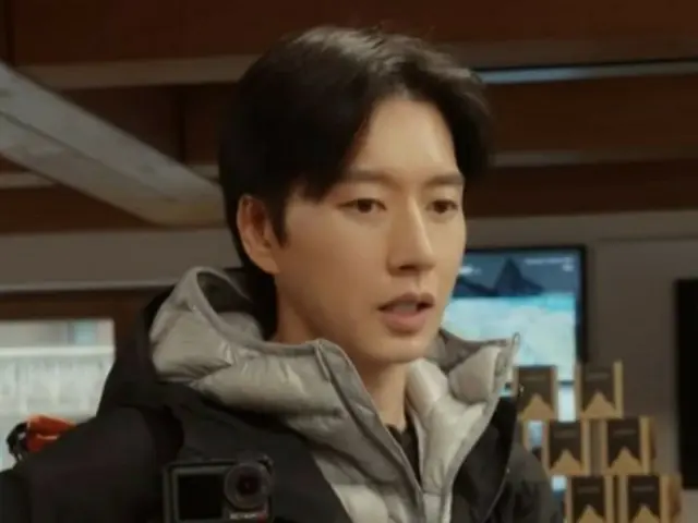 นักแสดงปาร์คฮเยจิน ถูกพบเห็นในสวิตเซอร์แลนด์หลังจากห่างหายไปสองปี... เดินป่ากับ DEX และอีซีออน