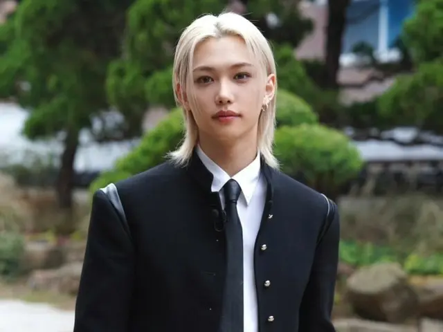 เฟลิกซ์ สมาชิกวง Stray Kids เข้าร่วมการบันทึกรายการ "You Quiz" ในวันนี้ (10)... และได้ปล่อยภาพทีเซอร์ "เอลฟ์ผมบลอนด์" สุดเจิดจรัสออกมาแล้ว