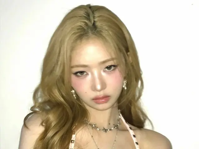 "IVE" เลย์ สายตาที่เย้ายวน ชวนฝัน และเซ็กซี่... คอนซูนีผู้น่ารัก undergoes การเปลี่ยนแปลงครั้งยิ่งใหญ่