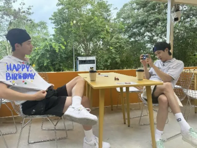 วี สมาชิกวง BTS แสดงท่าเต้นฉลองวันเกิดอย่างสนุกสนานให้กับพัคซอจุน... "งานรวมตัวครอบครัววูก้า"